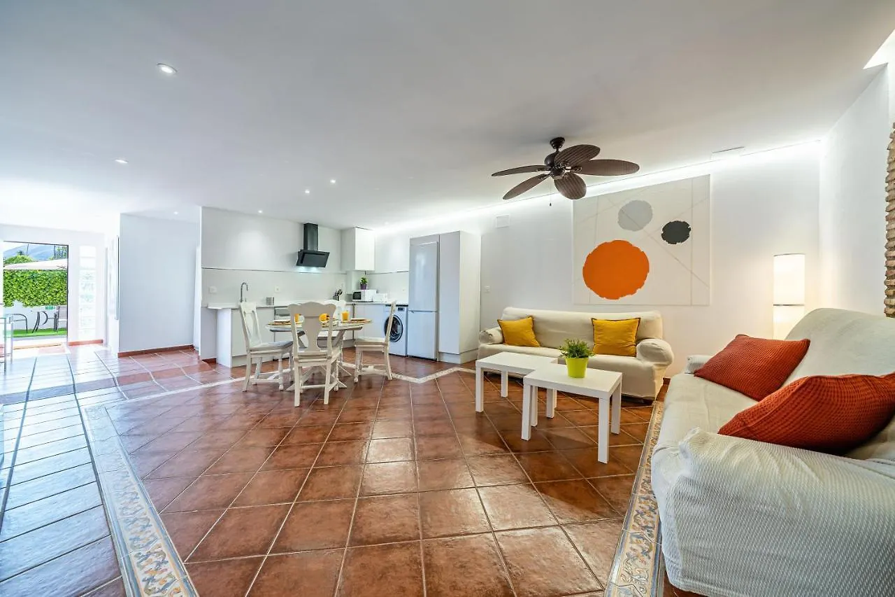 Villa Carmen Garden & Parking Benalmadena